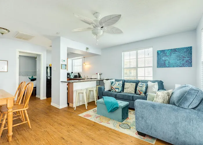 Sea Turtle 2 - Beachside & Pup-Friendly!