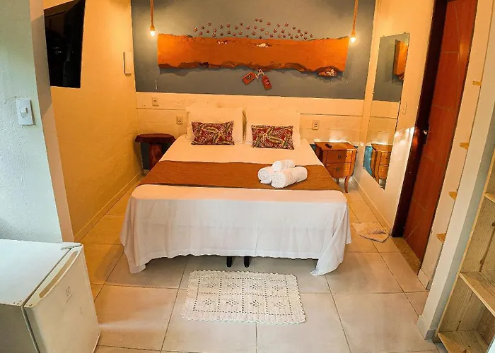 Aruana Suites com Cafe da manha,Piscina, Reserva Natural da Sapiranga 5km da Vila de Praia do Forte