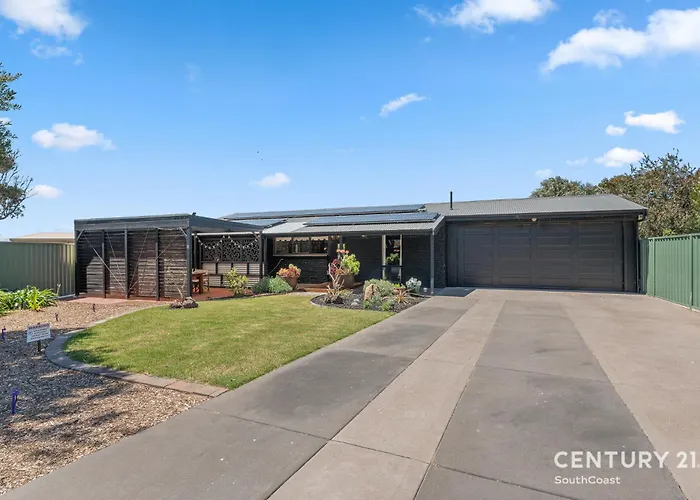 Black Pearl - Aldinga Beach - C21 Southcoast Holidays