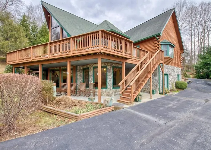 Samuel Court Cabin