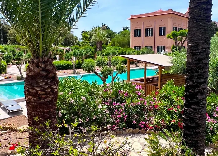 Villa Angelina - Charming Rooms & Apartments