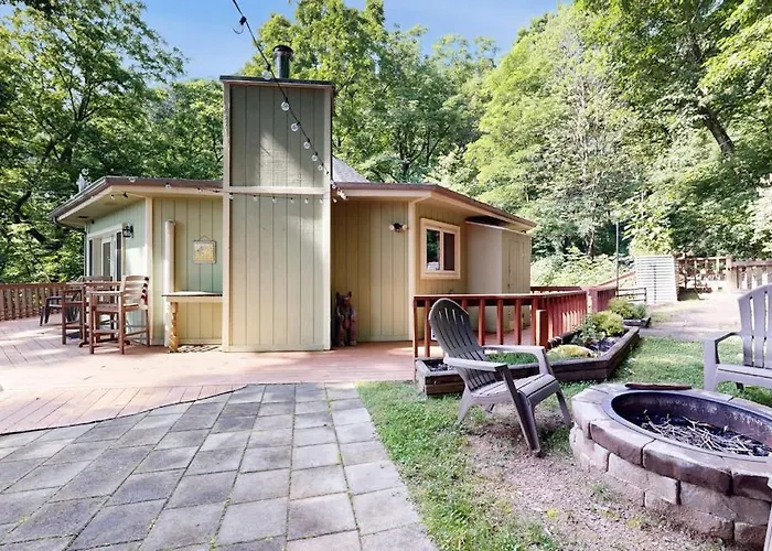 Valley View Cottage