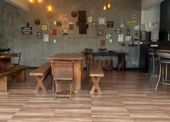 Dara House e eventos com piscina aquecida, sauna, Jacuzzi e área gourmet para festas de até 200 pessoas