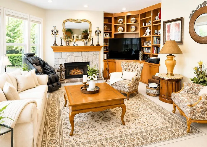 The Elegant & Cozy Retreat