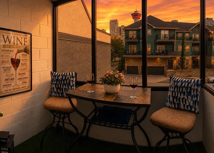 Entire Downtown Condo Steps To Bmo & Stampede With Parking, 1,5 Hrs To Banff