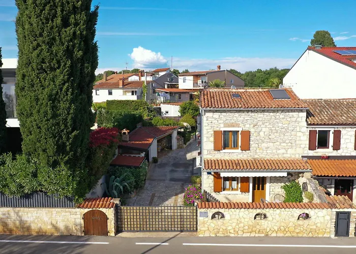 Casa Astrid By The Sea In Porec