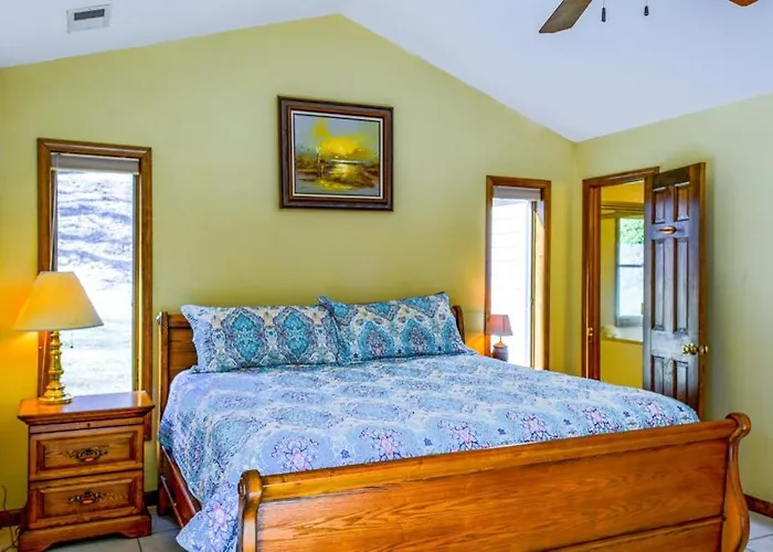 Meadow Creek Manor