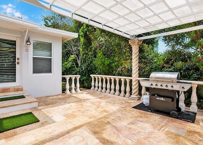 Walk To Beach Luxury 3Br Villa In Hollywood Lakes