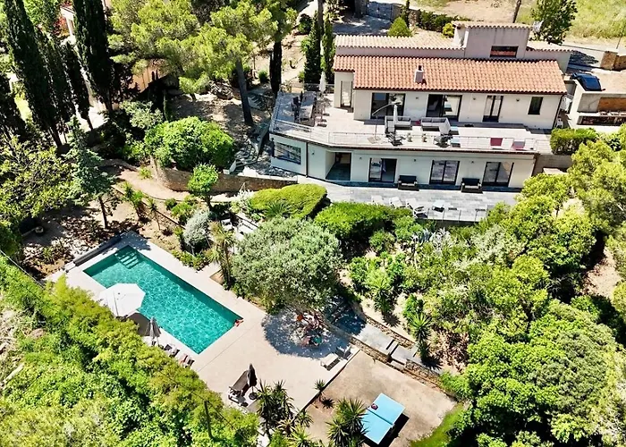 Lujosa Casa Con Piscina Privada
