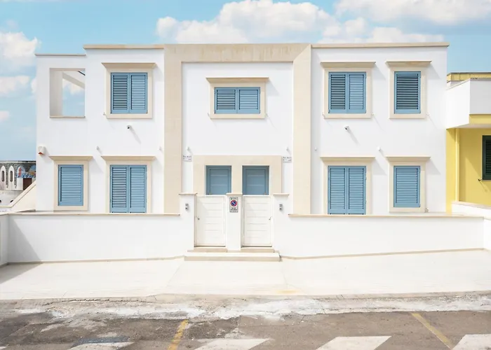 Perle Marine Suite Apartments