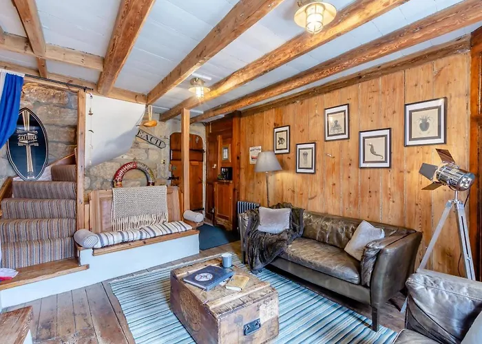2 Bed In Whitby Oc-R038