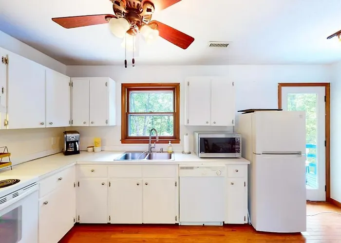 Guest House At Firefly Ridge