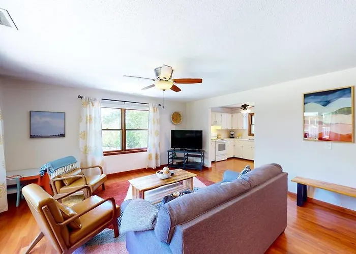 Guest House At Firefly Ridge