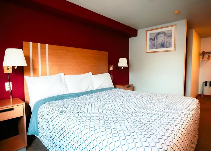 Bay City Inn