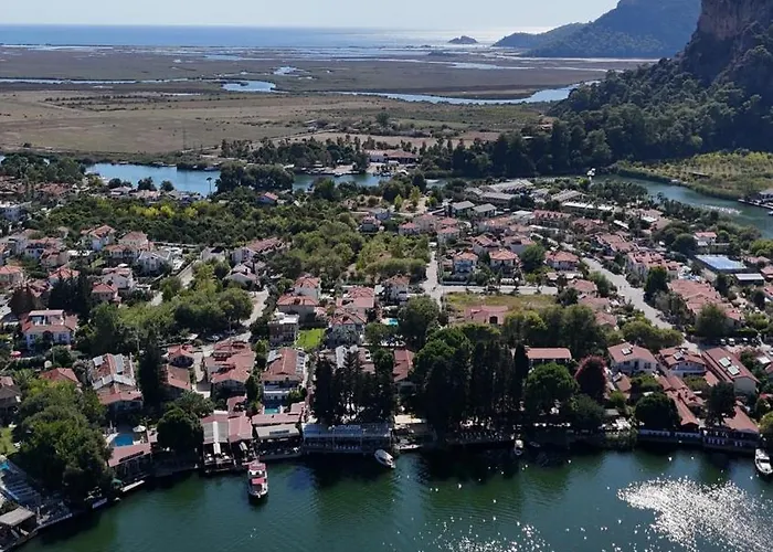 Stunning Villa Ahmet In Dalyan