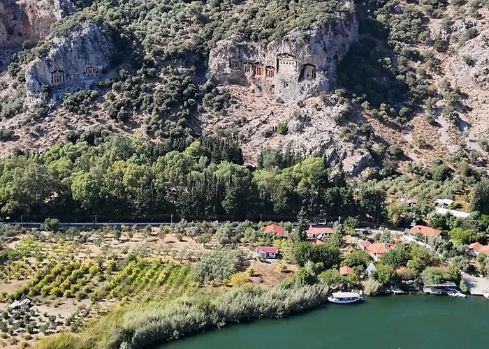 Stunning Villa Ahmet In Dalyan