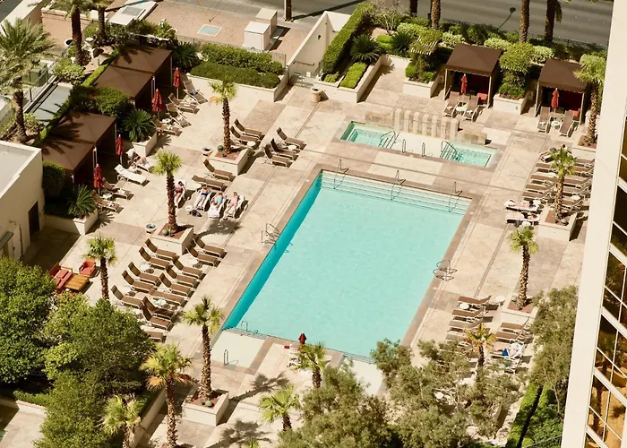 No Resort Fee - Balcony Strip Views, Pools & Parking