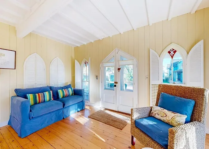 Victorian By The Sea