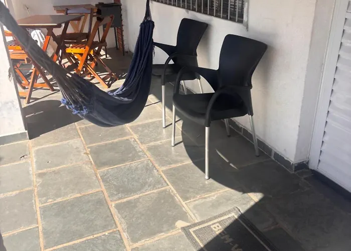 Casa com alojamento, para até 18 pessoas