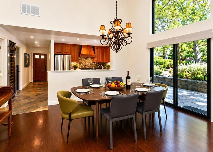 Luxurious Condo With Zen Garden At Silverado