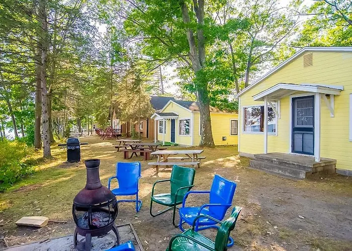 Smith Family Cottages - Cottage #3