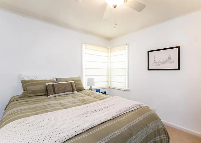 Perfect Nd Weekend Space 10 Min Walk To Campus