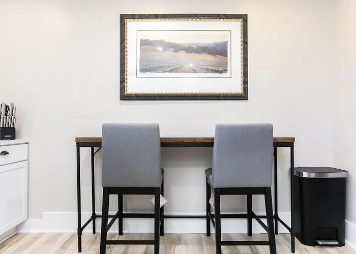 South Bend Serenity 3Br 2 Miles From Nd