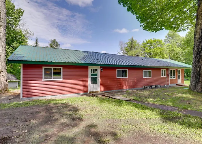 Country Vacation Rental In Mercer At Waterfall!