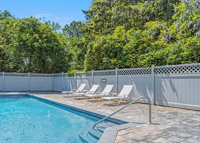 Southampton 4Br Pool, Game Room