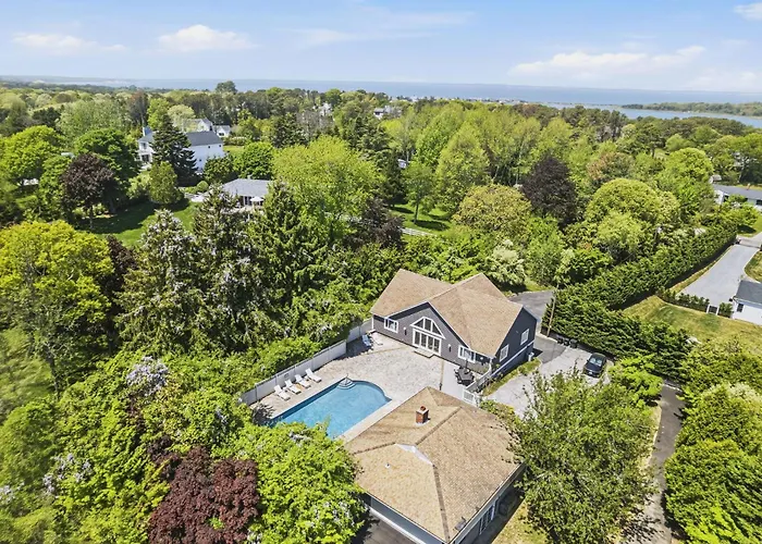 Southampton 4Br Pool, Game Room