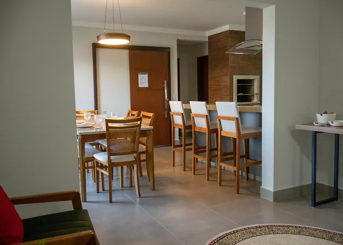 Apartamento aconchegante próximo ao mar em Itapoá