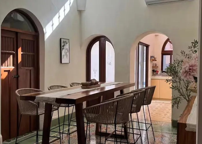 Casa Violeta