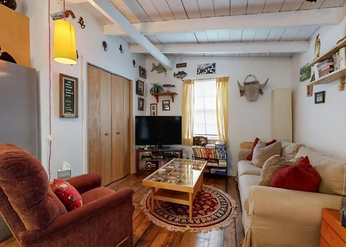 Cozy Dog-Friendly House Near Water With Enclosed Yard, Grill, & Equipped Kitchen