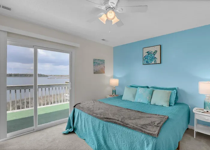 Amazing Sound View Home With Pool