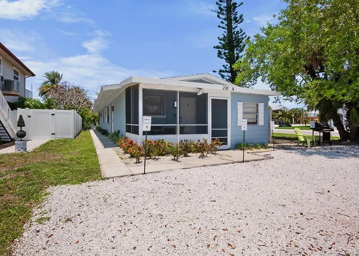 A Place In Paradise Unit B