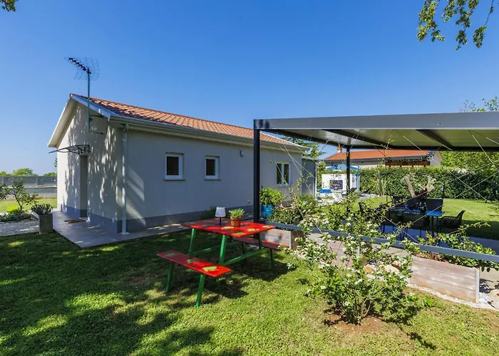 Holiday Home Villa Fenix By Interhome