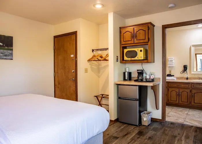 Parkside Inn