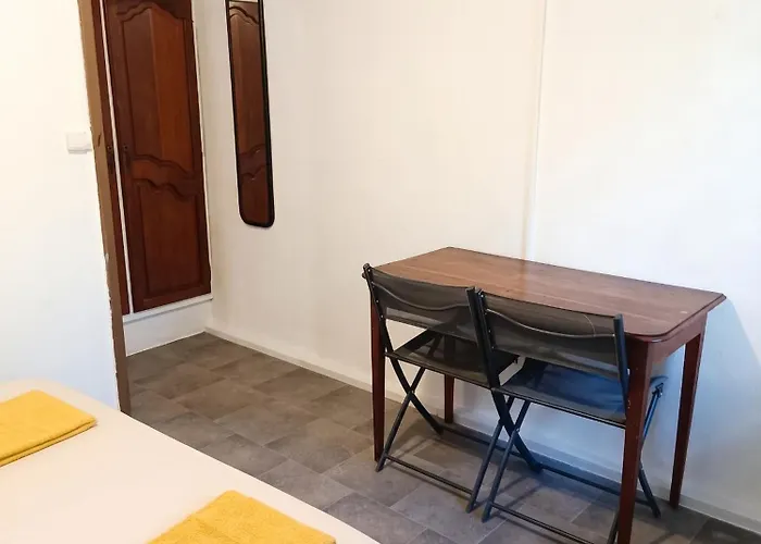 Studio Confortable A Schoelcher - 16 M² - Jardin Prive
