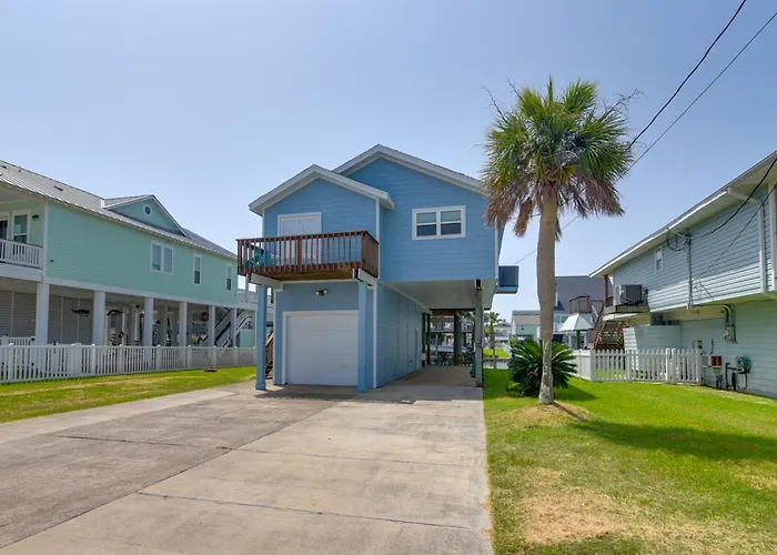 1 Mi To Sea Isle Beach: Canal-Front Gem W/ Dock!