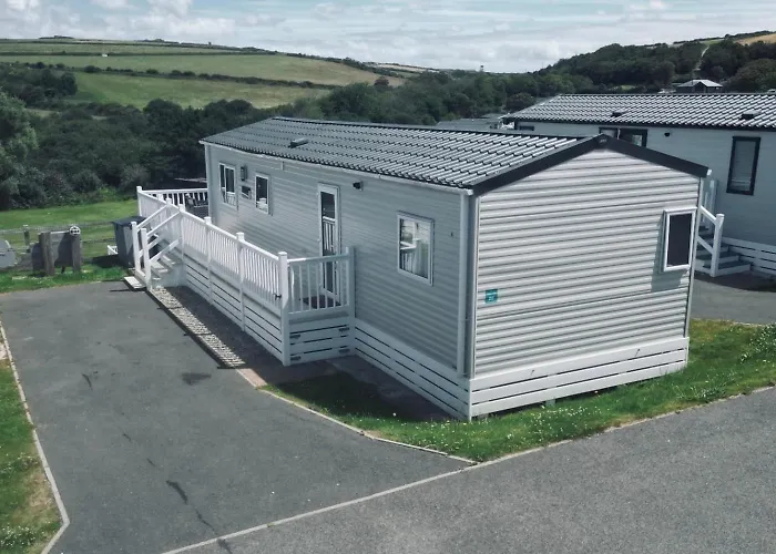 3 Bedroom Holiday Home In Newquay - Valley Views