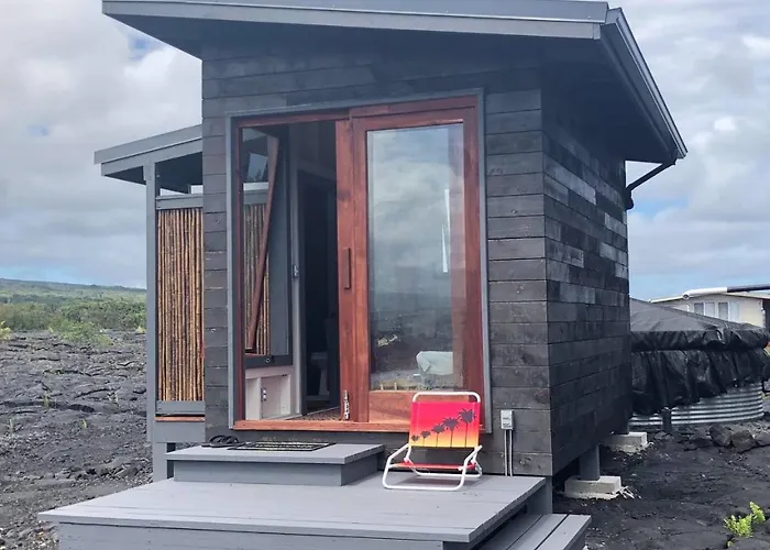 The Phoenix House - Epic Tiny Home Gem On Volcanic Lava Field!