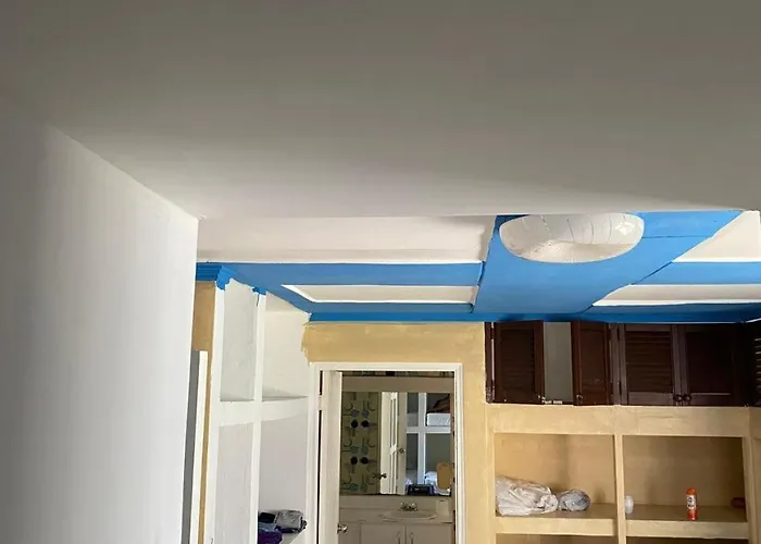 Popeye Crew Hostal