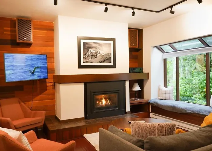 Summit Suite