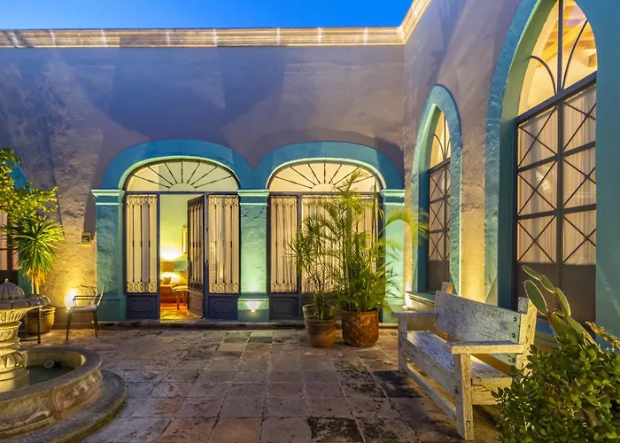 Casa Antigua