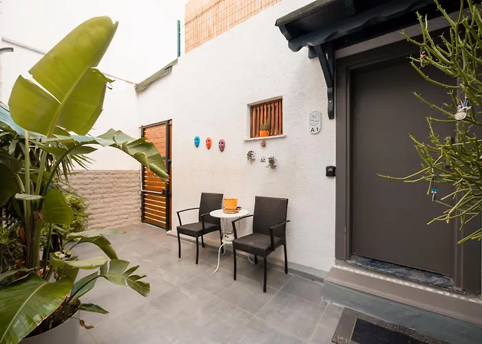 Loca Centre Suites