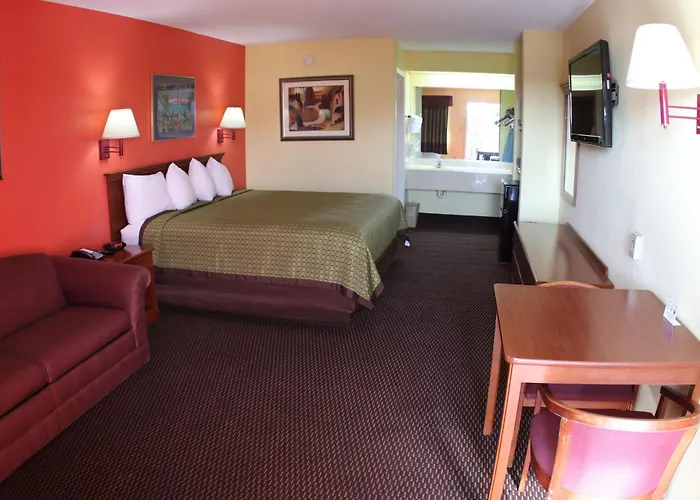 Budget Inn & Suites