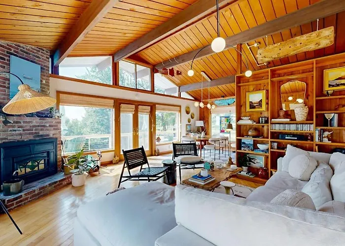 Stunning Artist'S Retreat With Ocean View & Amazing Deck, Near Reid State Park