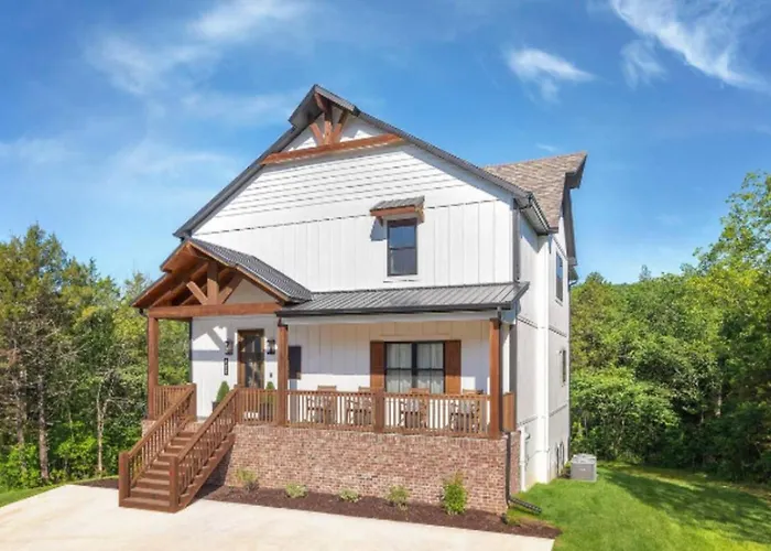 Premier Retreat With Hot Tub & Entertainment Area