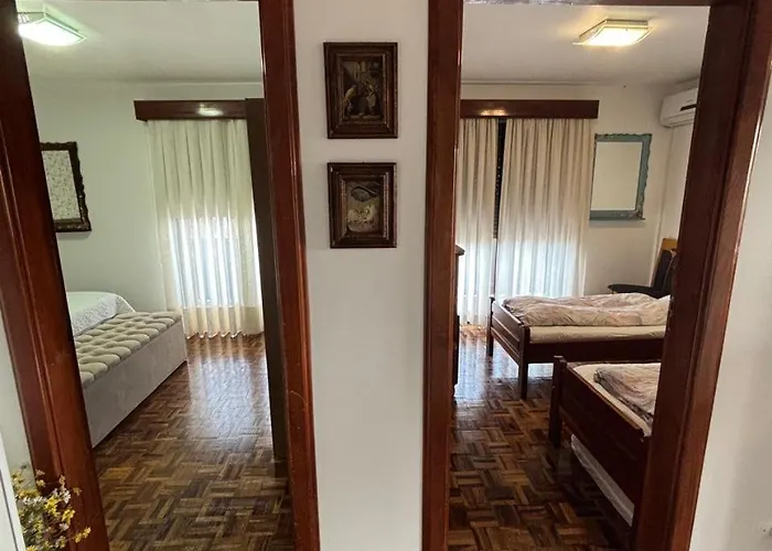 Hospedaria Gãstehaus Enzian