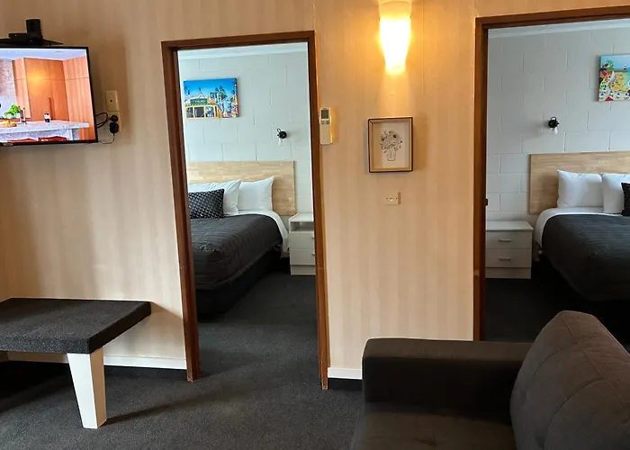 Charlies Motor Lodge
